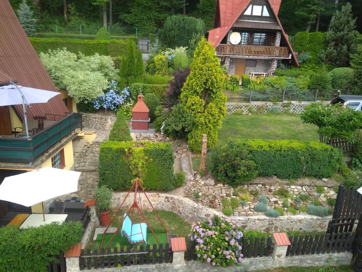 Domek Caloroczny Tresna Agata Luaran gambar