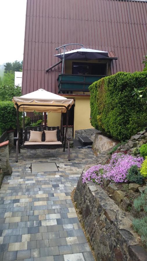 Domek Caloroczny Tresna Agata Luaran gambar