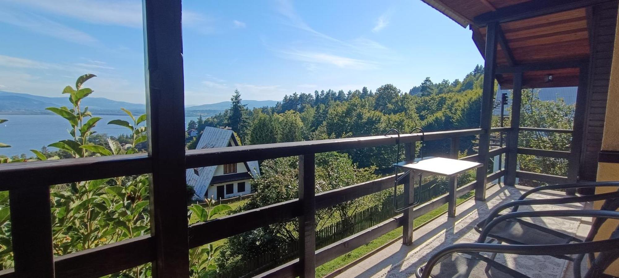 Domek Caloroczny Tresna Agata Luaran gambar